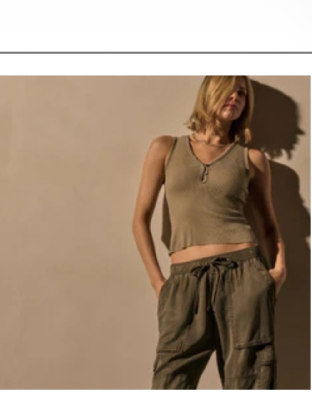 James Perse Cotton Cashmere Blend
Henley Tank - Overcast size 1